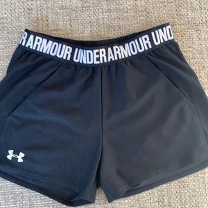 women’s under armor black shorts